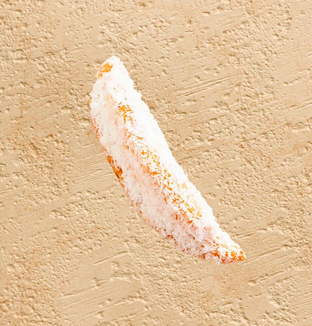 Corne de Gazelle Coco Citron Vert : pâte fine dorée, noix de coco et zeste de citron vert